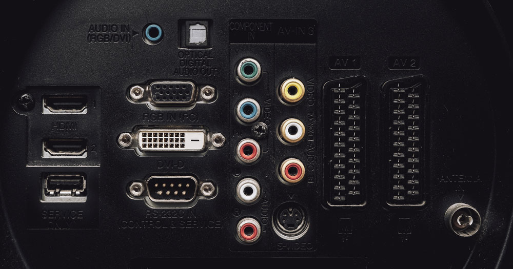 old input-output panel on the back of the TV